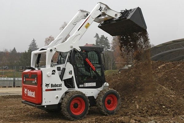 XE XÚC LẬT BOBCAT S570