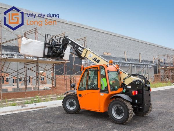 XE NÂNG NGƯỜI JLG TELEHANDLER G5-18A