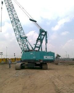 XE CẨU BÁNH XÍCH 80 TẤN KOBELCO CKE800-1F ĐỜI 2009