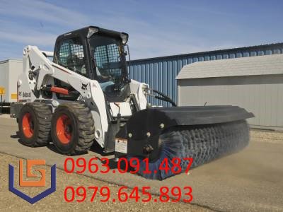 Bàn giao xe xúc lật mini Bobcat S450Bàn giao xe xúc lật mini Bobcat S450 cho KCN Bình Chiểu