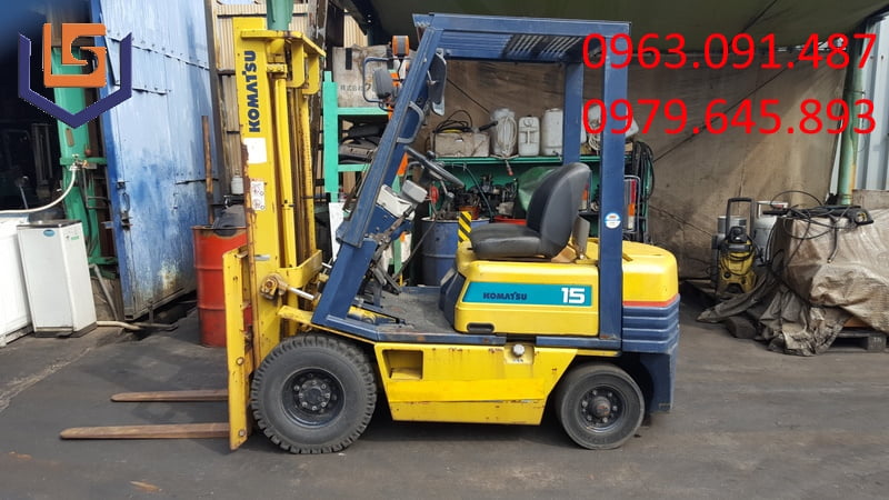 Bàn giao xe nâng Komatsu FD15