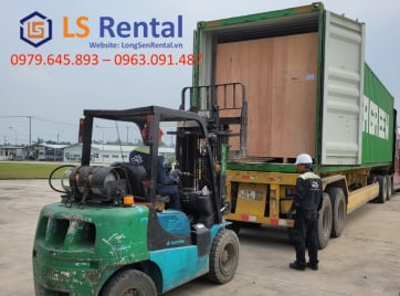 Dịch vụ rút container giá rẻ tại Kiến Giang