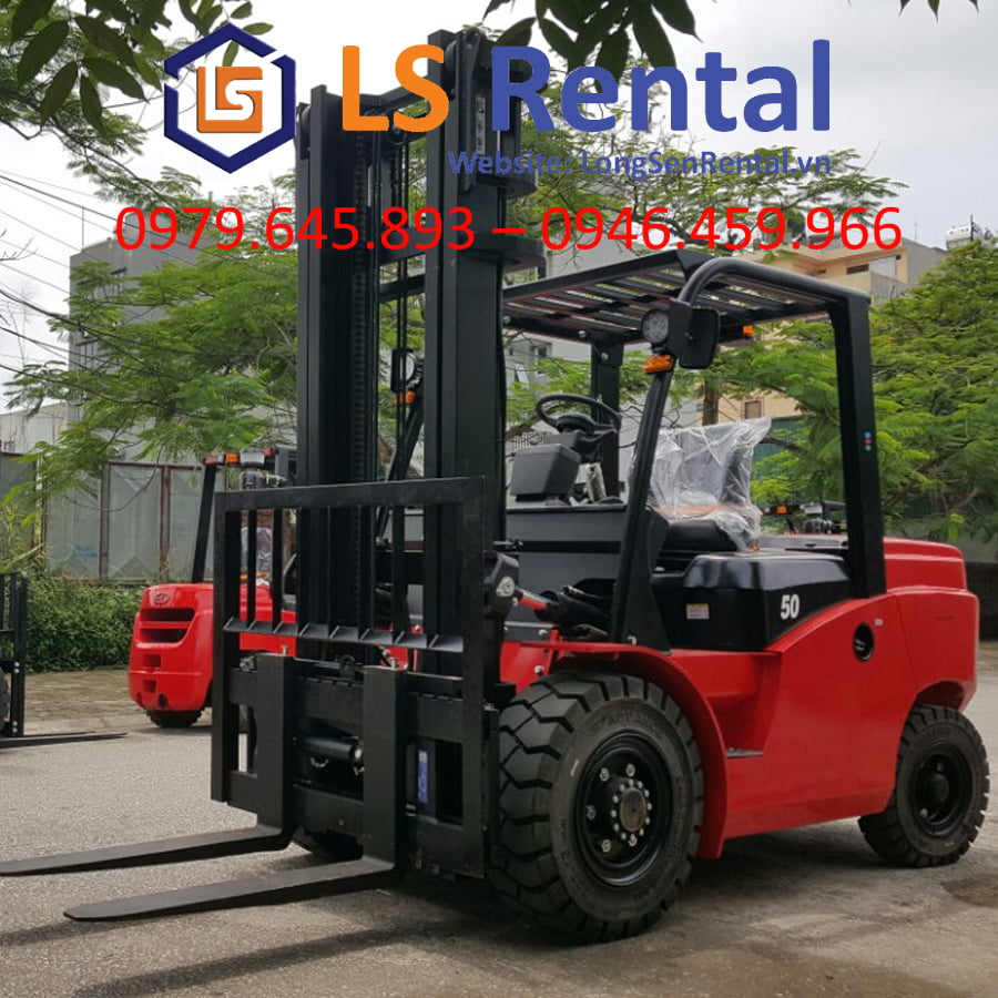 Thuê máy móc, thiết bị hỗ trợ rút container tại thị trấn Hương Khê  - Long Sen Rental