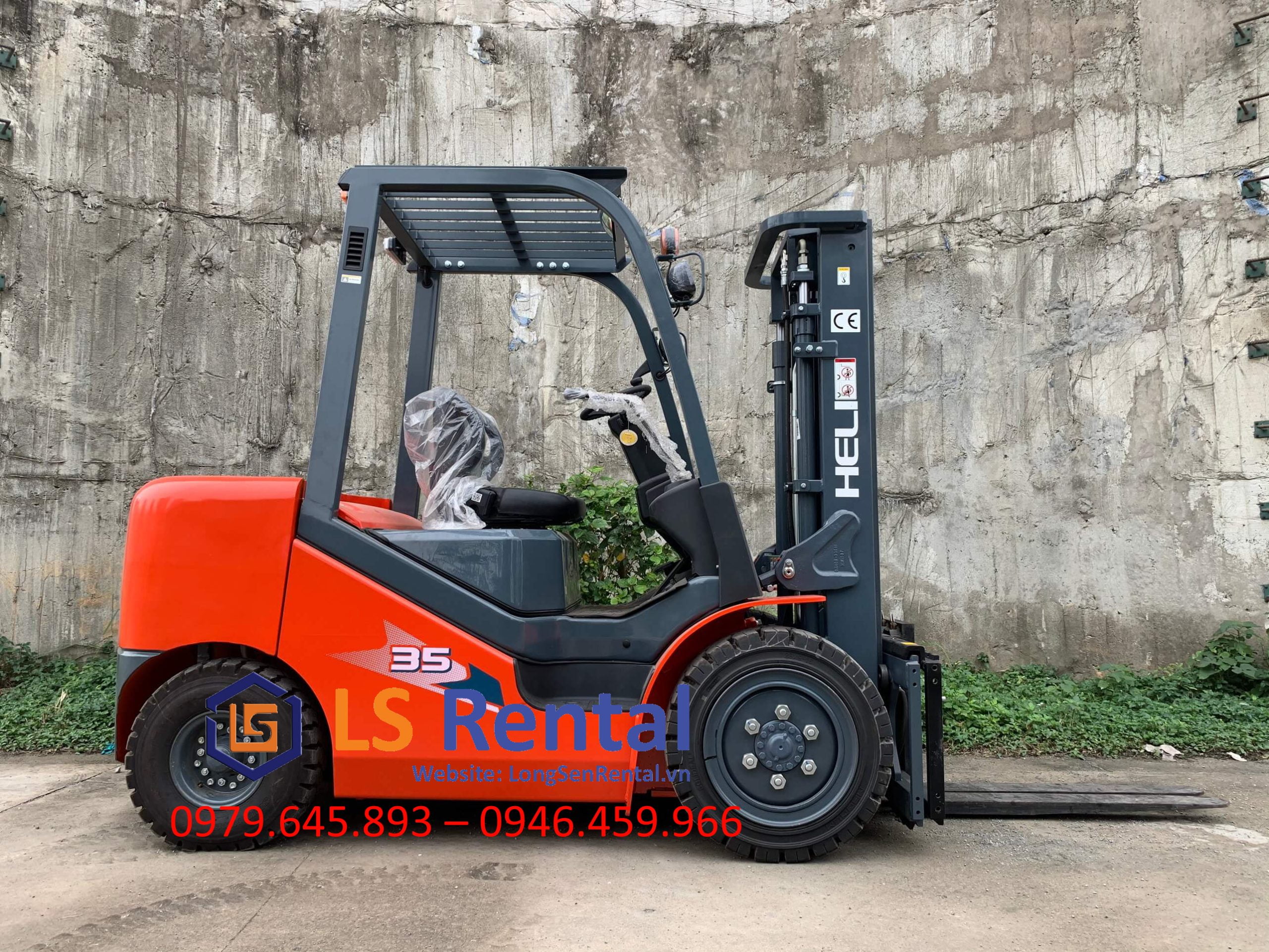 Thuê máy móc, thiết bị hỗ trợ rút container tại Gò Dầu  - Long Sen Rental